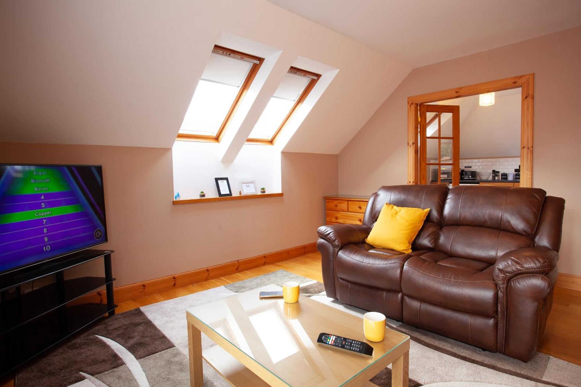 Lochiel Villa Guest House Форт Уилям Екстериор снимка