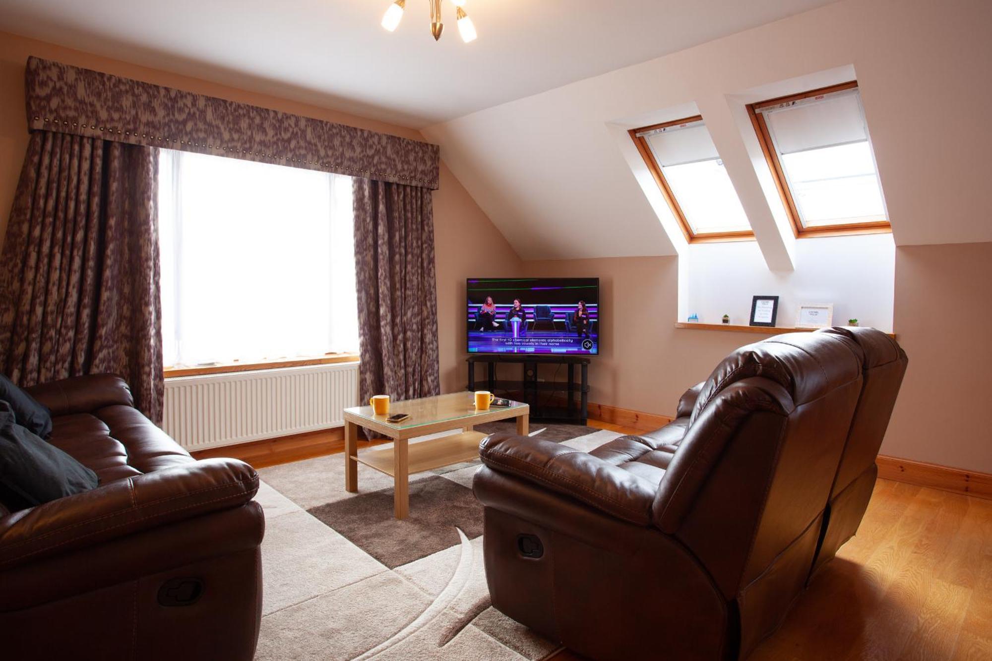 Lochiel Villa Guest House Форт Уилям Екстериор снимка