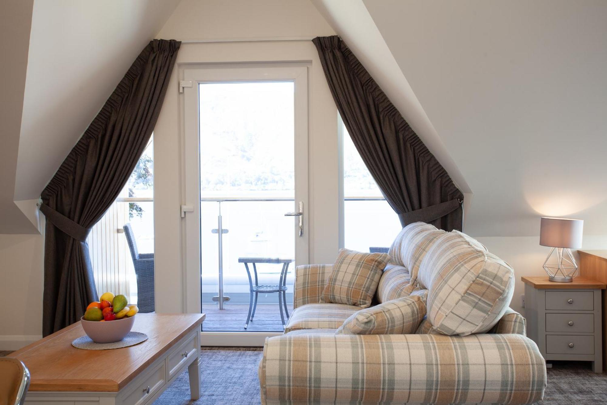 Lochiel Villa Guest House Форт Уилям Екстериор снимка