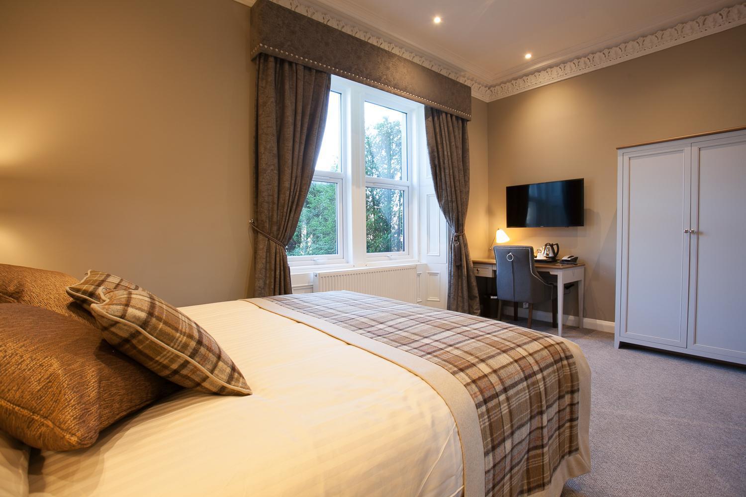 Lochiel Villa Guest House Форт Уилям Екстериор снимка